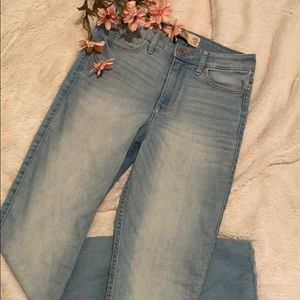 Hollister High rise light blue skinny jeans